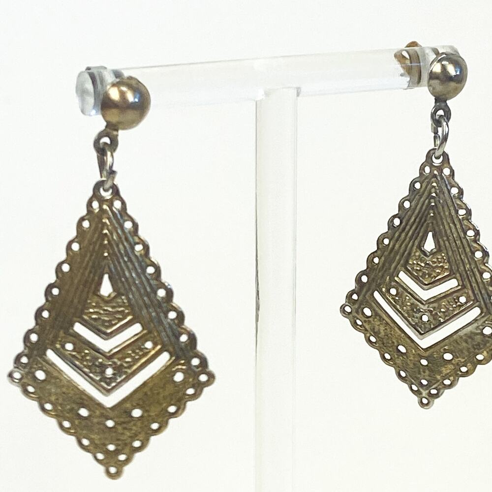 Vintage Gold Tone Diamond Shaped Earrings Dangly Filigree